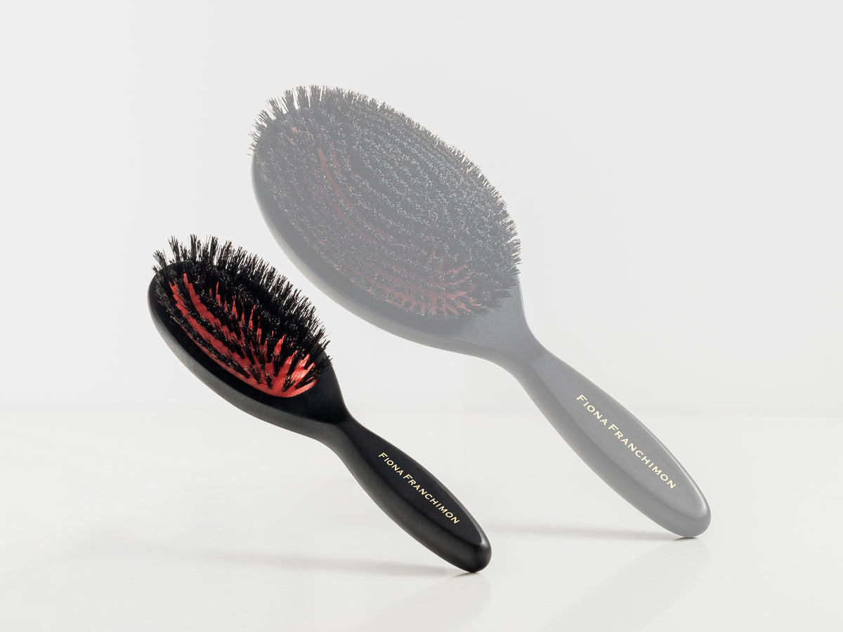 Fiona Franchimon Flat Pocket Brush | Polish & Shine