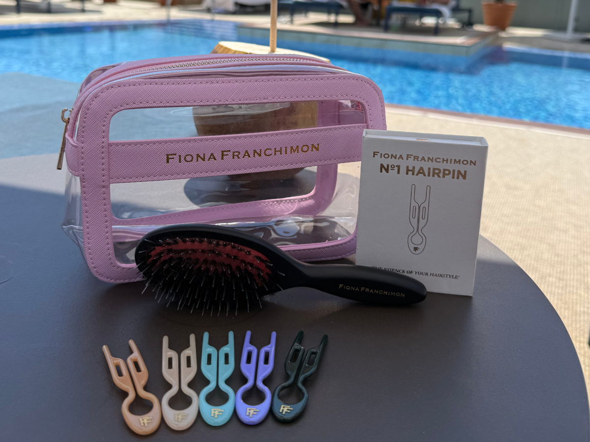 Barcelona Value set | Barcelona collection, Pocket Brush & Pink Beautycase