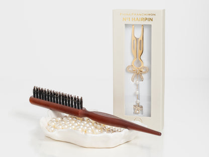 Nº1 Hairpin Pendant | Ribbon with Swarovski® Crystals & Pearl Strand | Yellow Gold Finish + Backcomb Brush