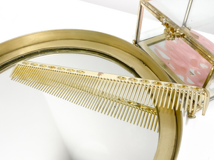 
            
                Load image into Gallery viewer, Nº1 Hair Comb Gold
            
        